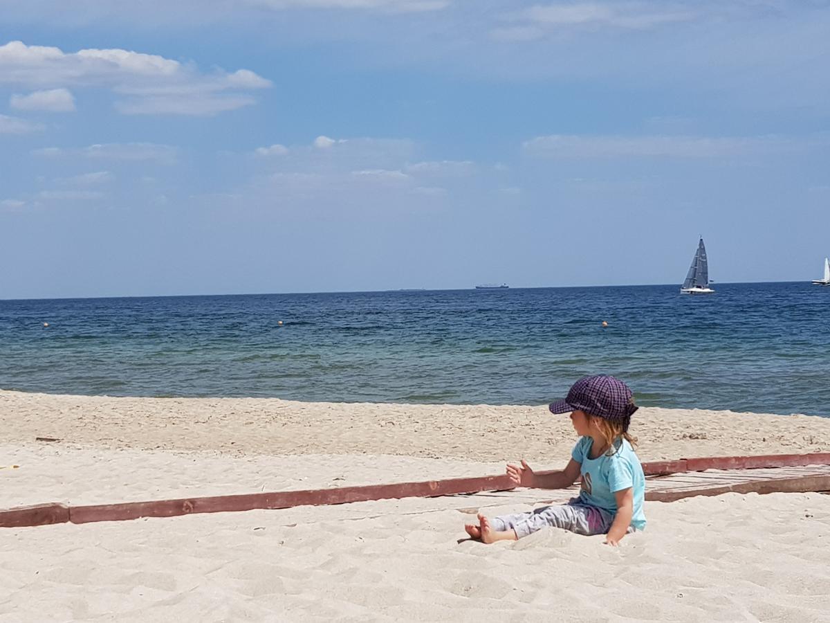 Hostel Uyutniy Dvorik Одеса Екстериор снимка