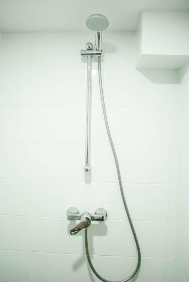 Hostel Uyutniy Dvorik Одеса Екстериор снимка