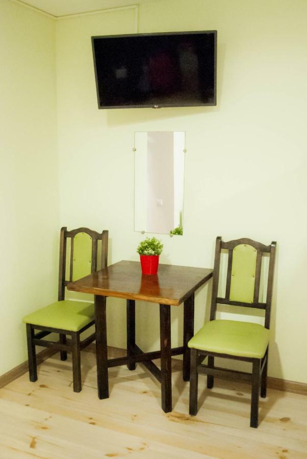 Hostel Uyutniy Dvorik Одеса Екстериор снимка