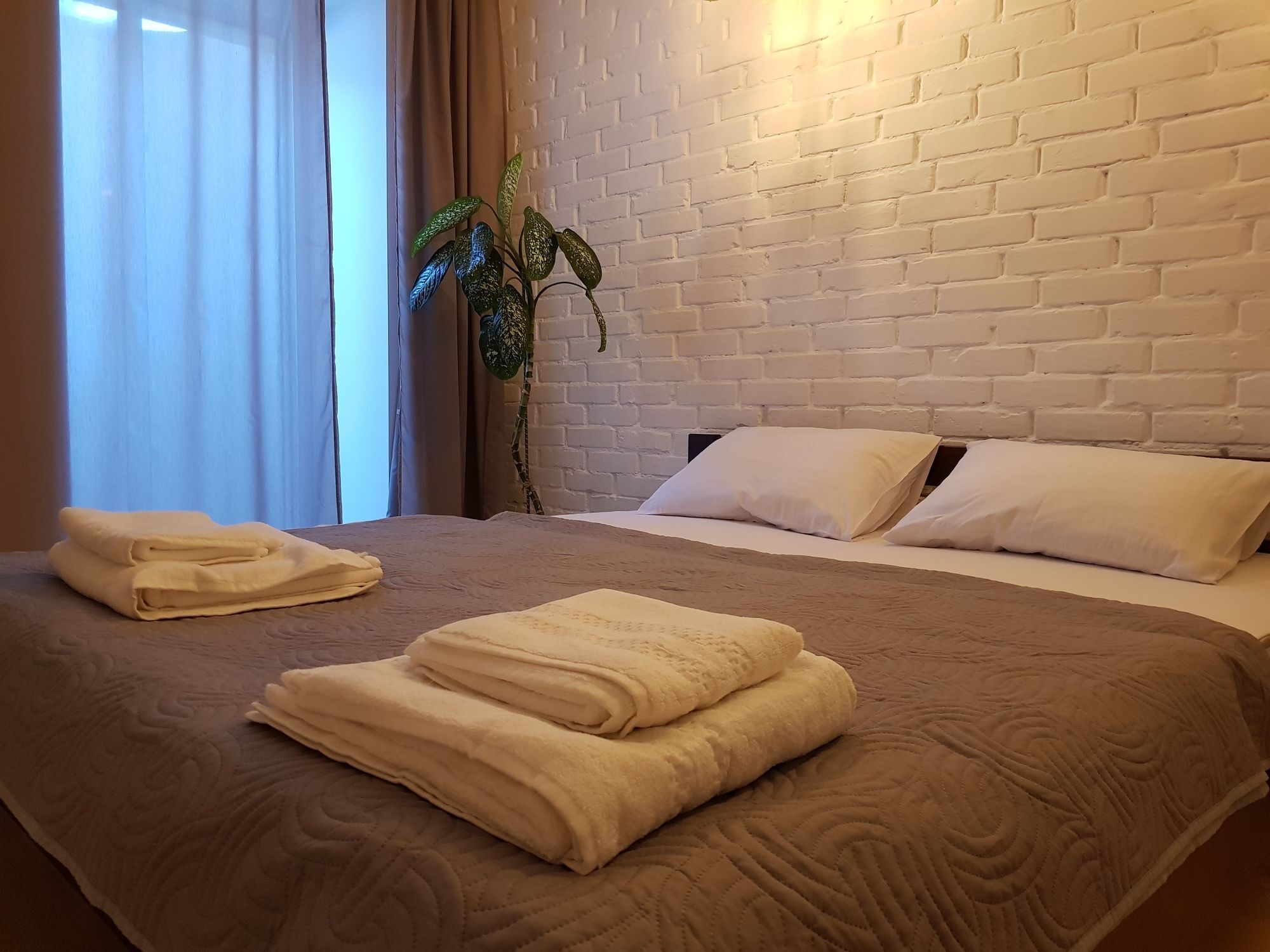 Hostel Uyutniy Dvorik Одеса Екстериор снимка